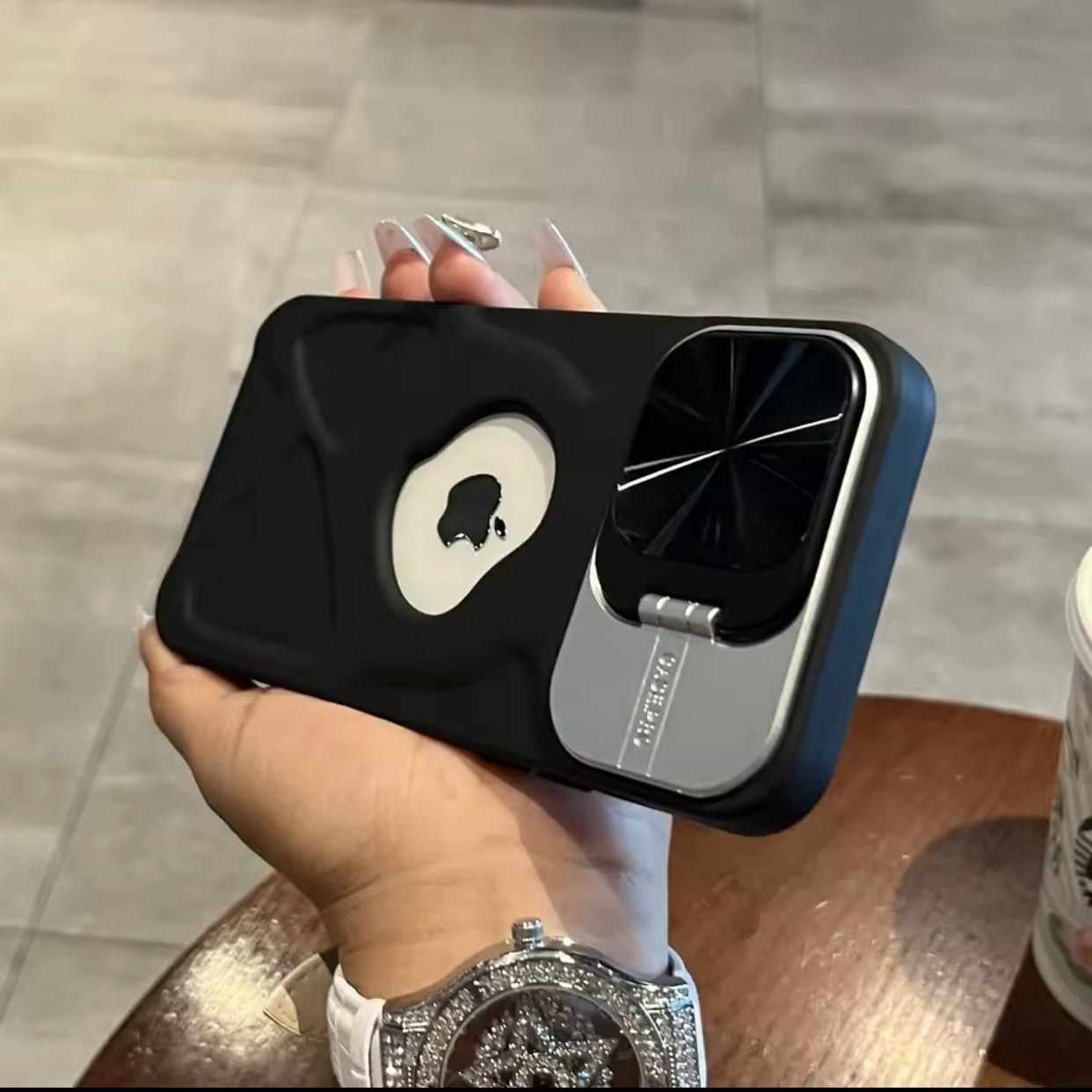 Coque Magsafe avec Support avec Logo Visible